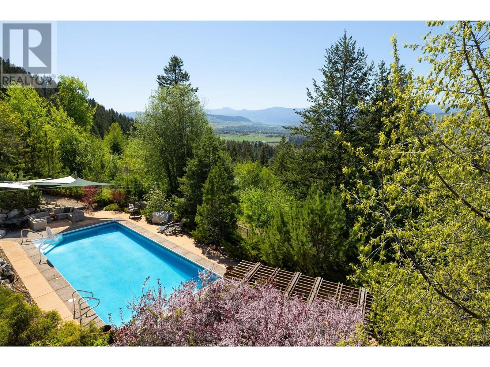 












5454 Kingsview Road

,
Vernon,




British Columbia
V1B3J5

