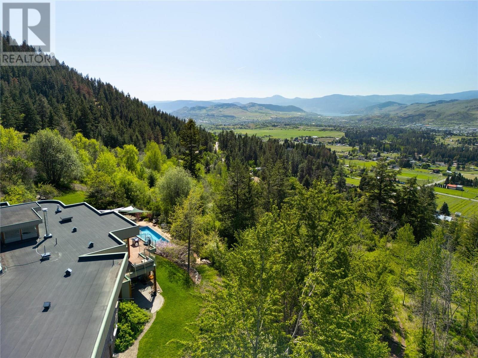 












5454 Kingsview Road

,
Vernon,




British Columbia
V1B3J5


