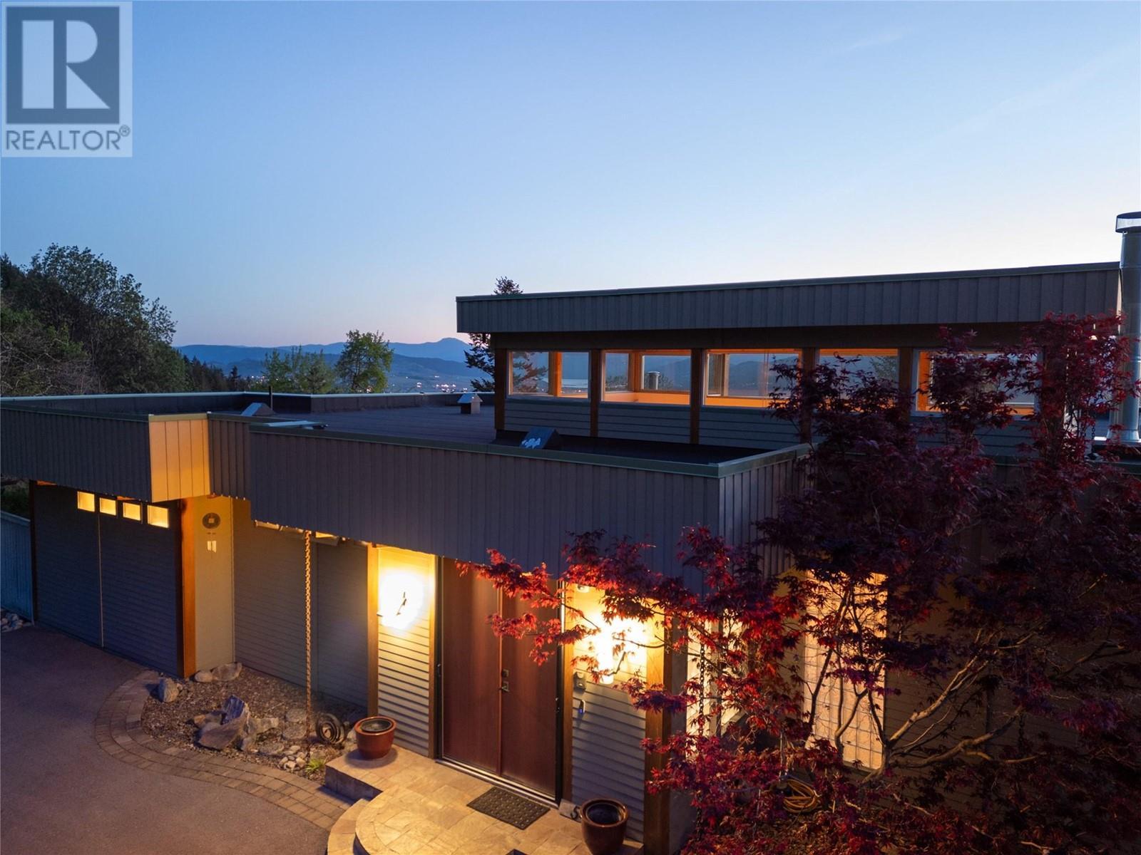 












5454 Kingsview Road

,
Vernon,




British Columbia
V1B3J5


