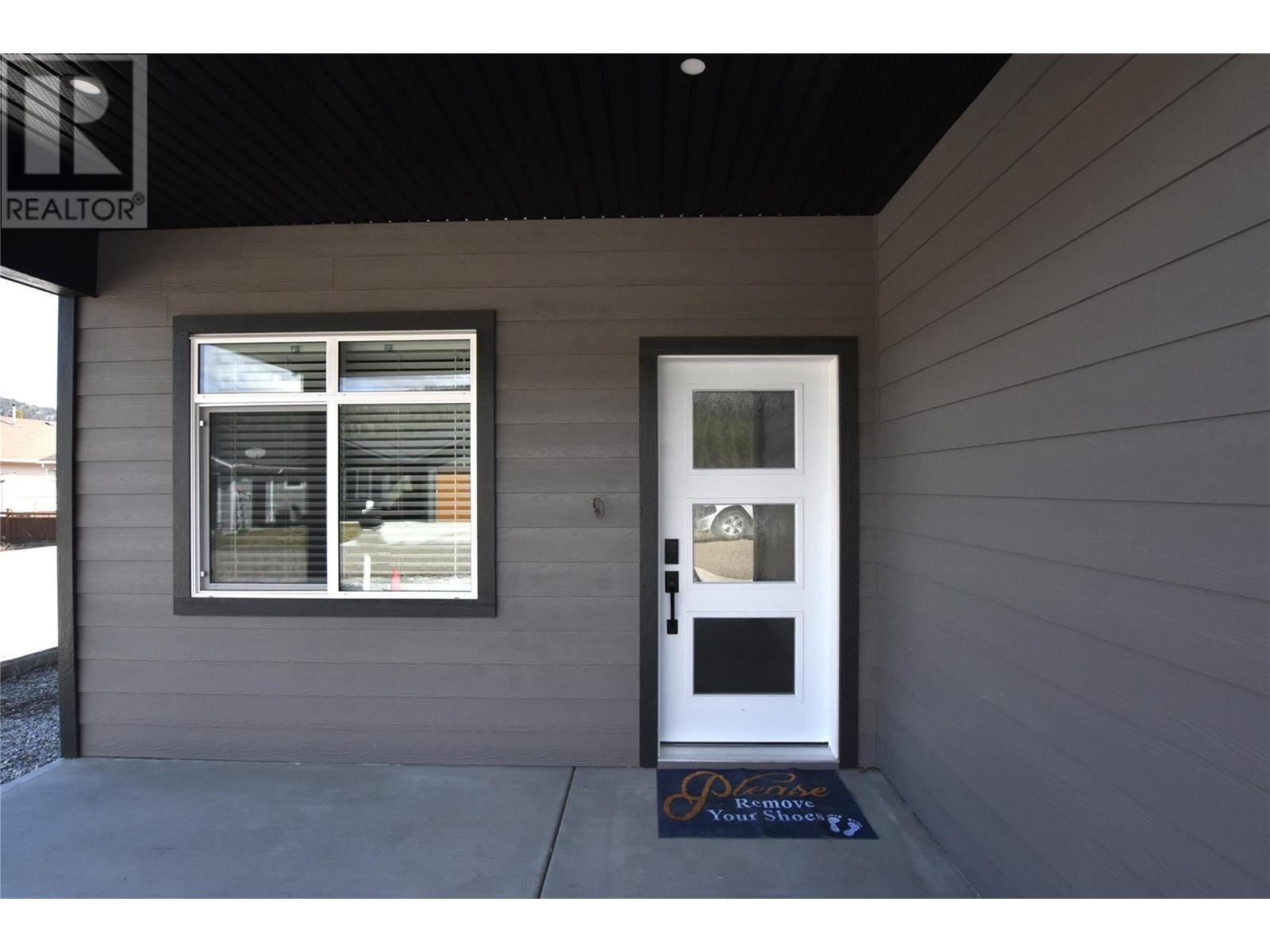 












592 Nighthawk Avenue

,
Vernon,




British Columbia
V1H2A1

