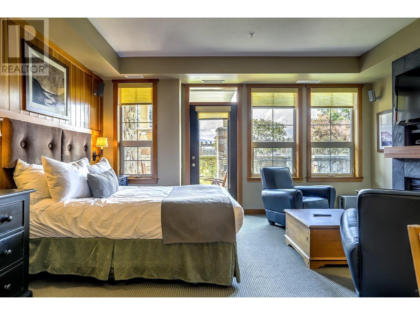 












107 Village Centre Court Unit# 116

,
Vernon,







British Columbia
V1H1Y8

