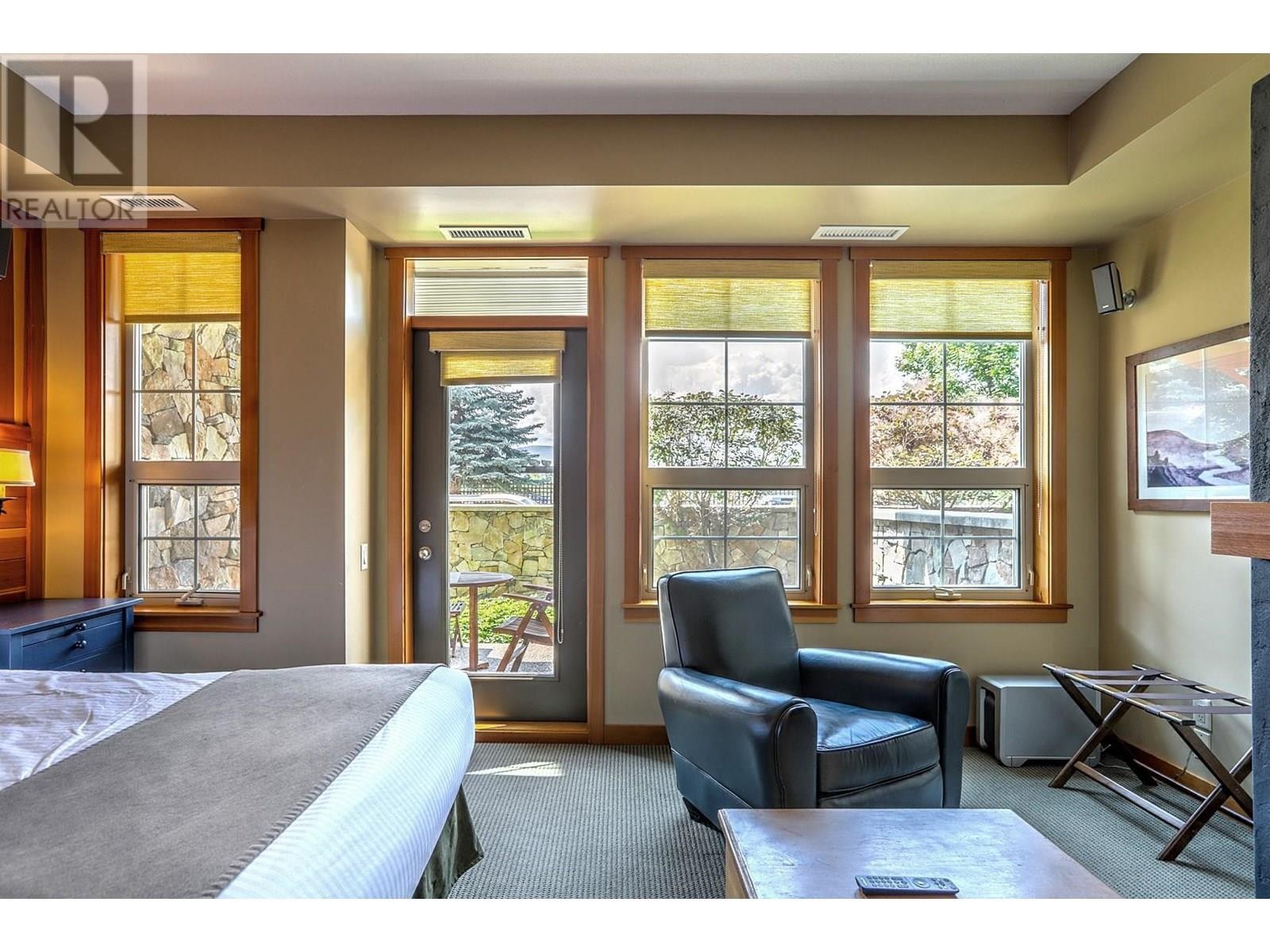 












107 Village Centre Court Unit# 116

,
Vernon,







British Columbia
V1H1Y8

