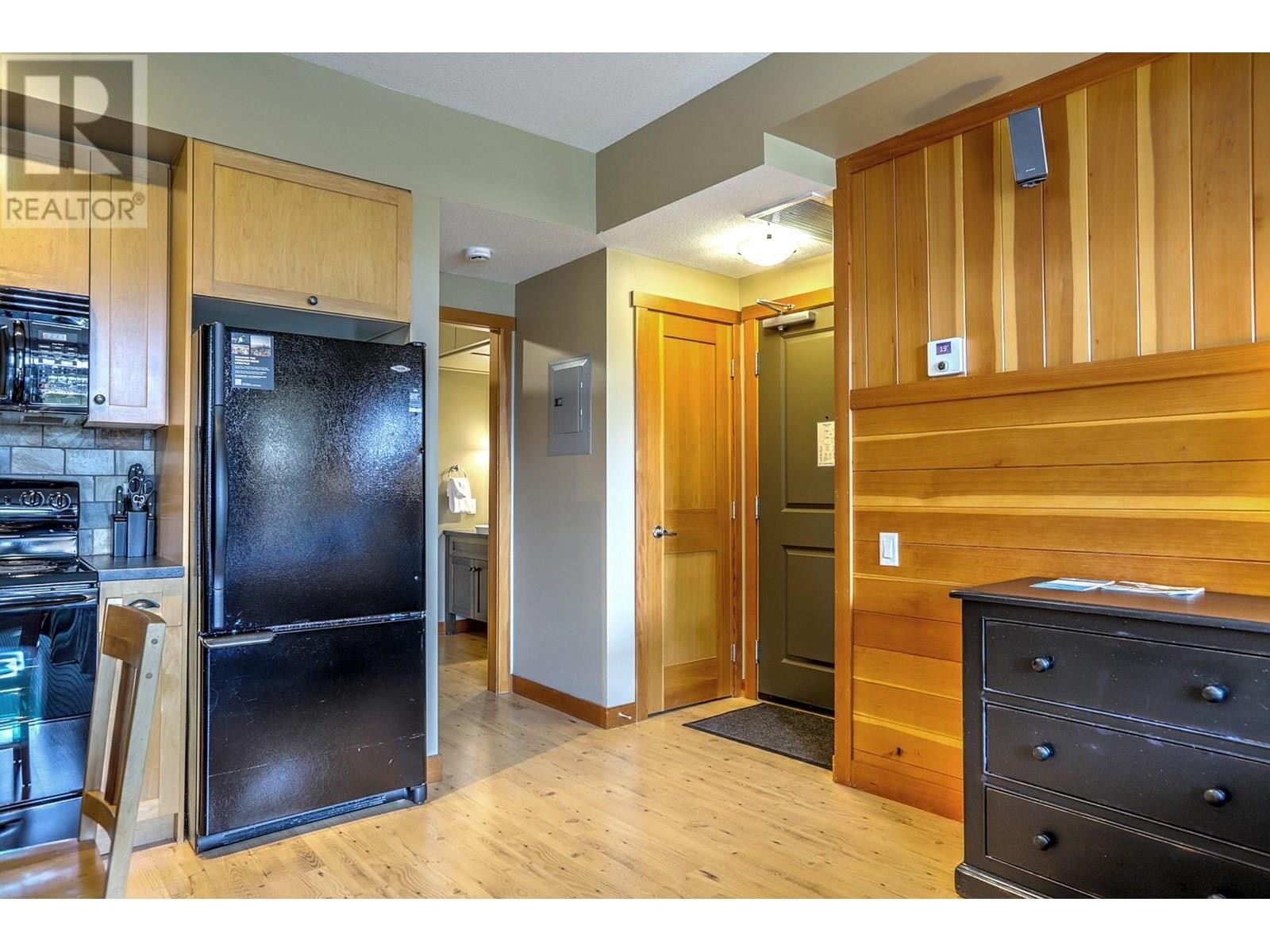 












107 Village Centre Court Unit# 116

,
Vernon,







British Columbia
V1H1Y8

