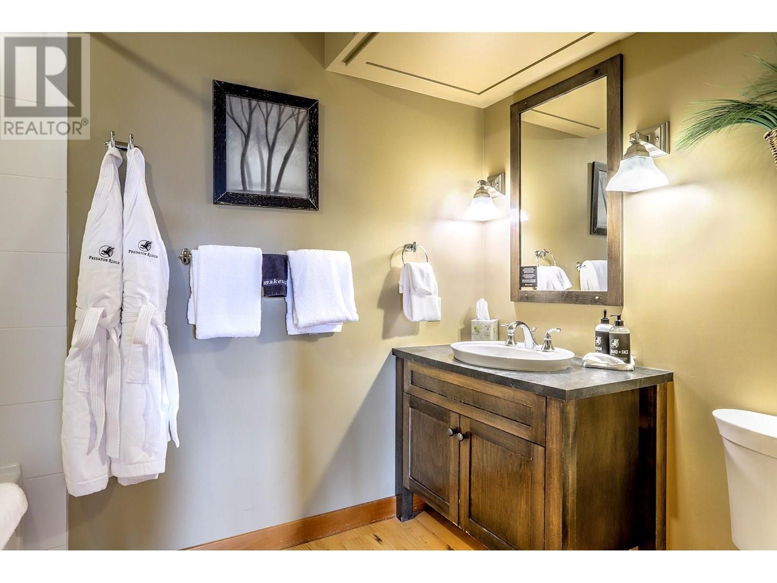












107 Village Centre Court Unit# 116

,
Vernon,







British Columbia
V1H1Y8

