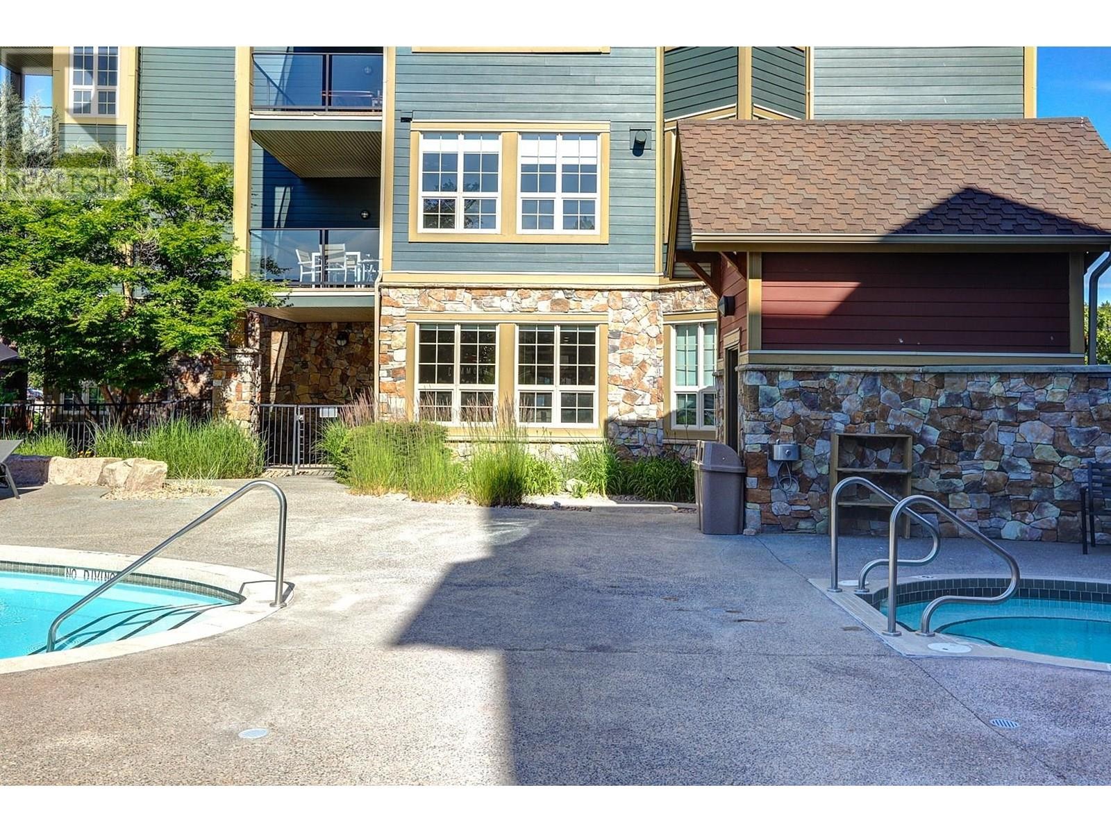 












107 Village Centre Court Unit# 116

,
Vernon,







British Columbia
V1H1Y8

