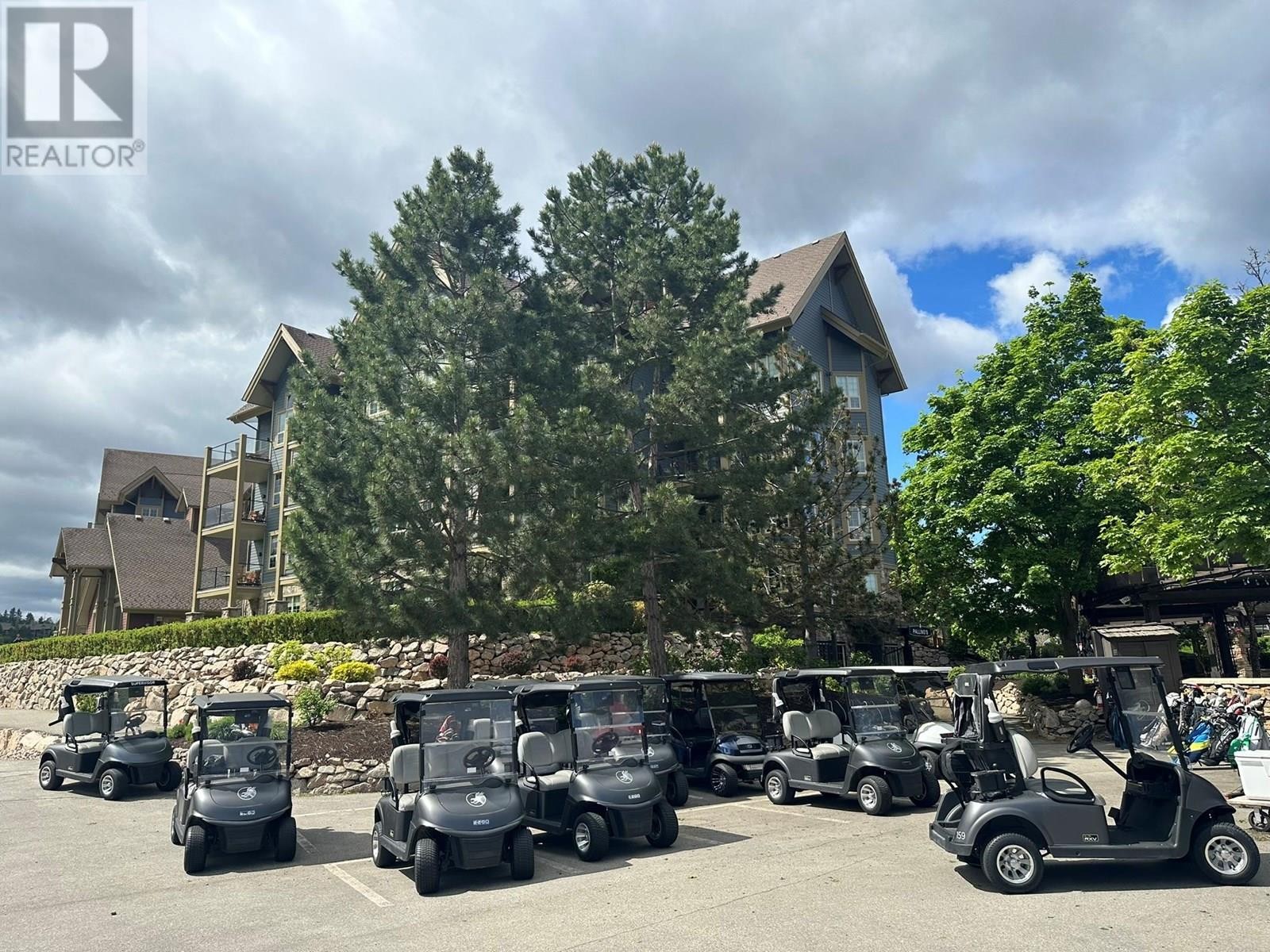 












107 Village Centre Court Unit# 116

,
Vernon,







British Columbia
V1H1Y8

