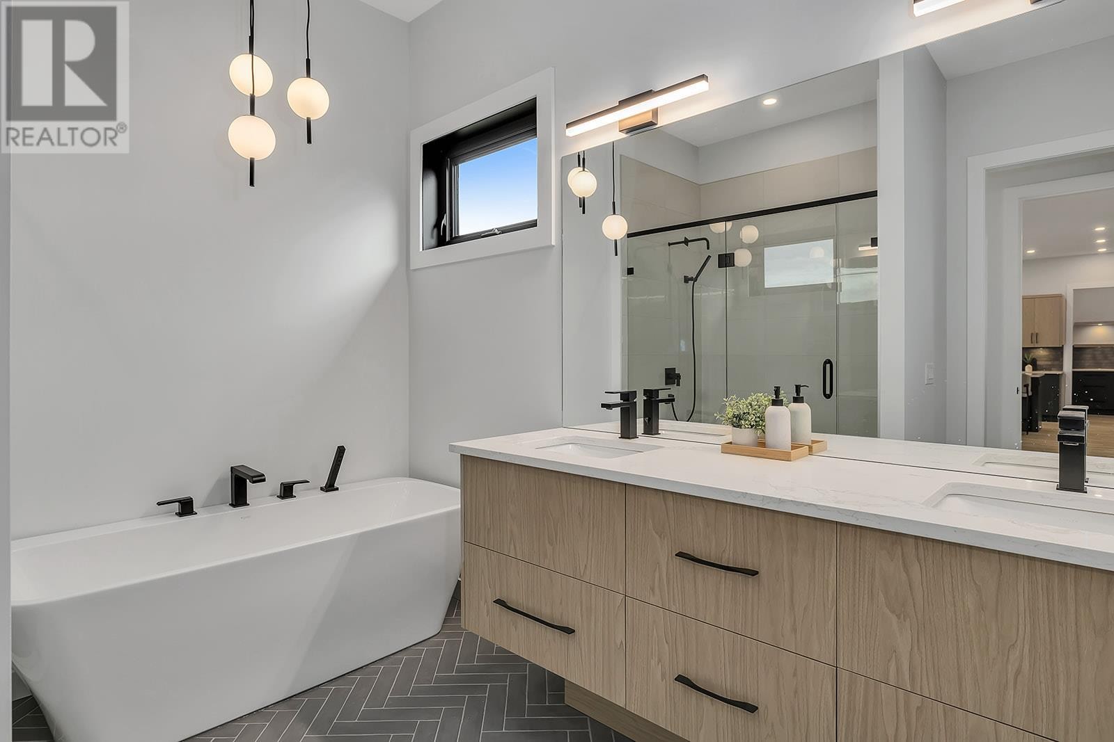 












771 Carnoustie Drive

,
Kelowna,




British Columbia
V1P0A3

