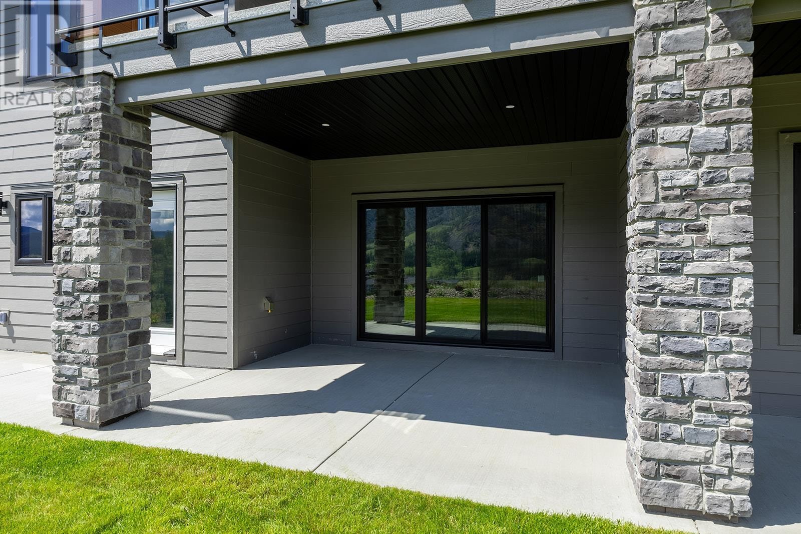 












771 Carnoustie Drive

,
Kelowna,




British Columbia
V1P0A3

