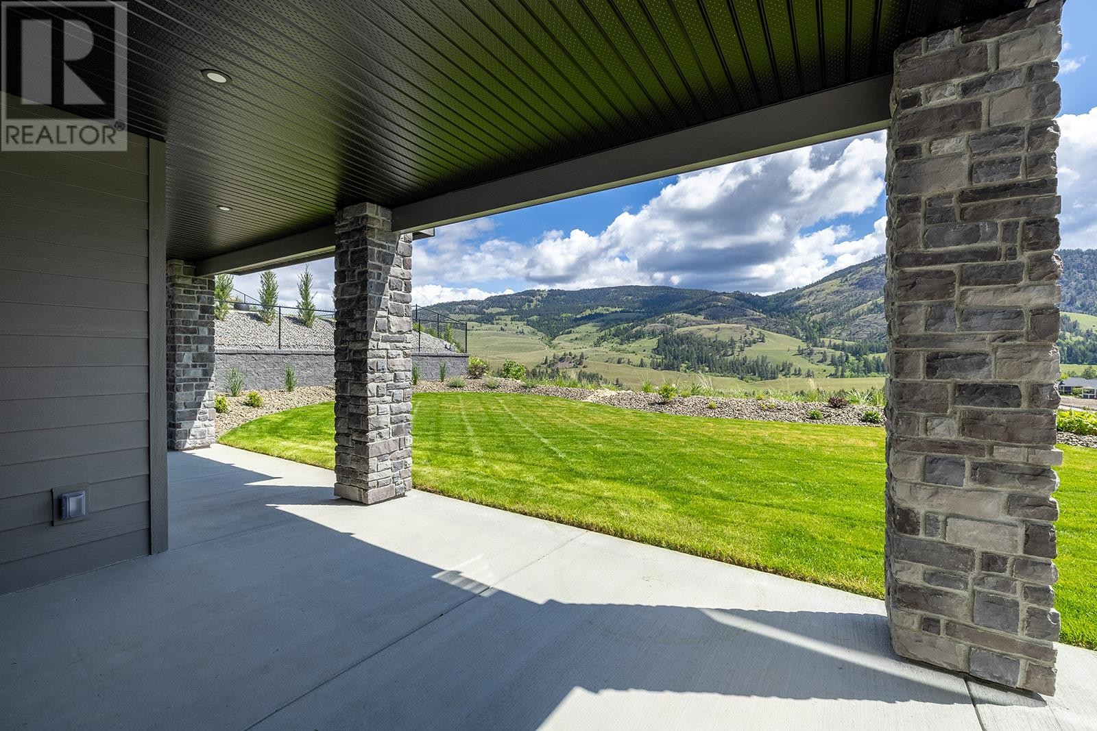












771 Carnoustie Drive

,
Kelowna,




British Columbia
V1P0A3

