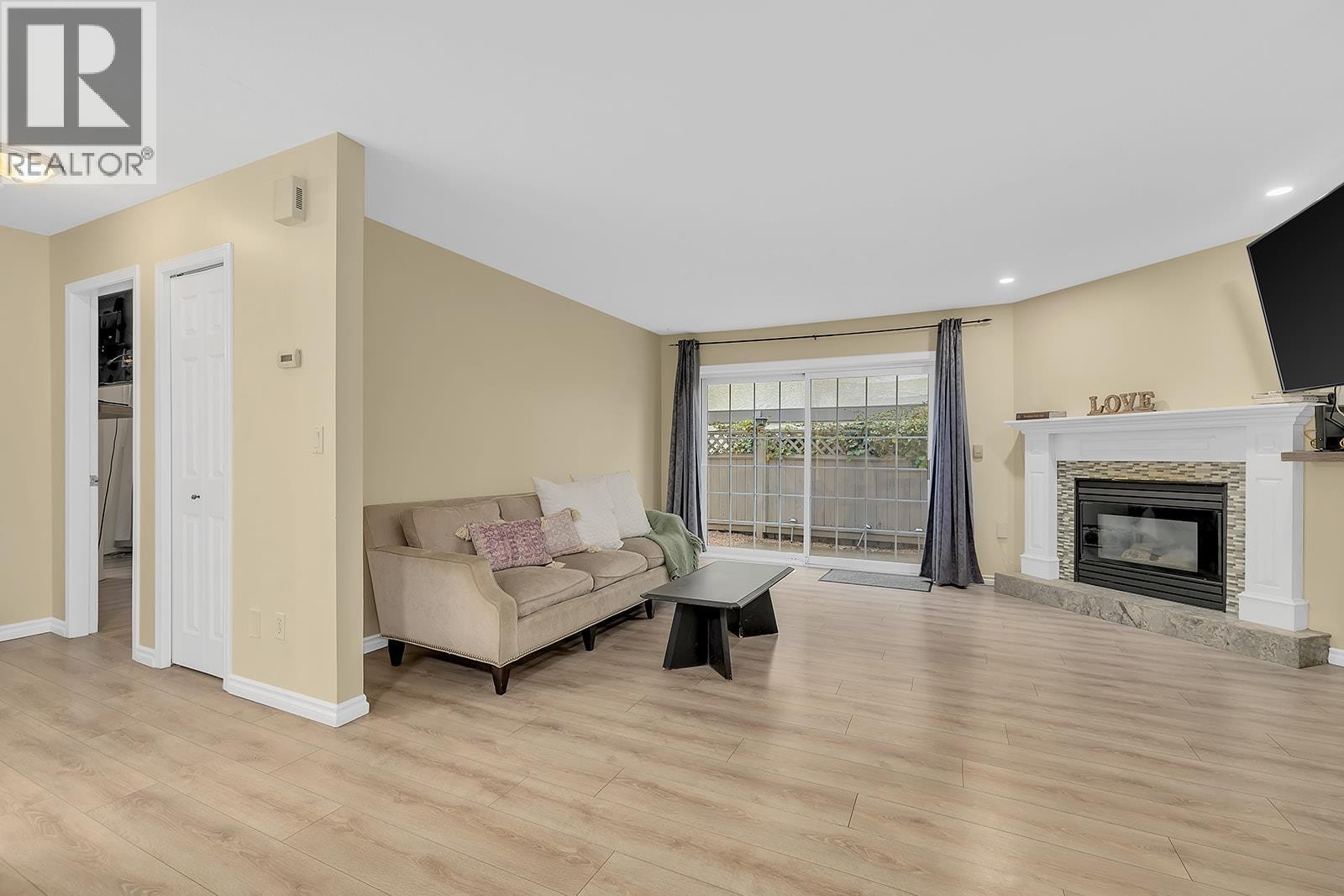 












7841 97 Highway Unit# 107-3

,
Lake Country,




British Columbia
V4V1E7

