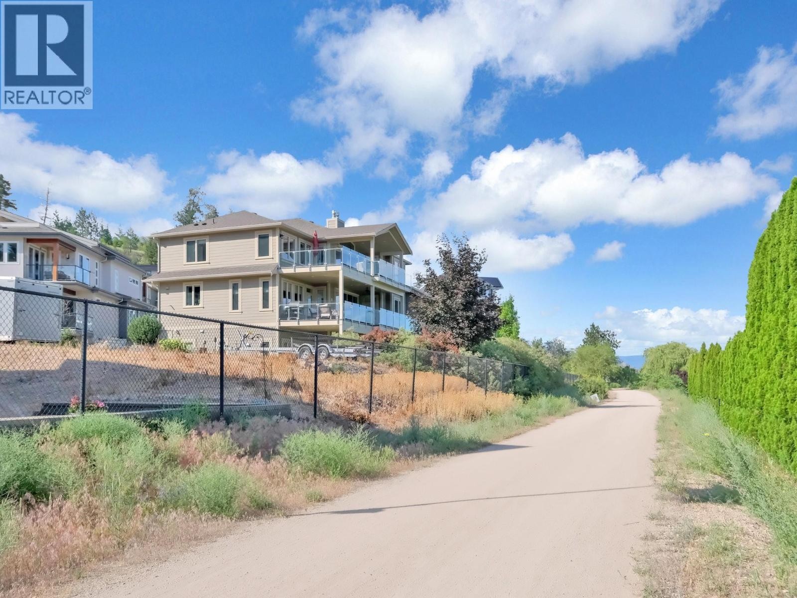 












18451 Crystal Waters Road Unit# 16

,
Lake Country,




British Columbia
V4V2G2

