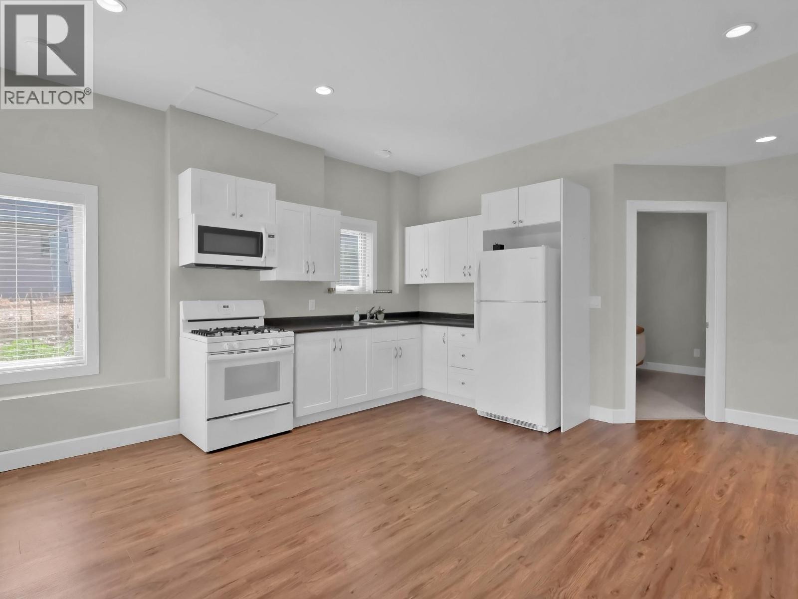 












18451 Crystal Waters Road Unit# 16

,
Lake Country,




British Columbia
V4V2G2

