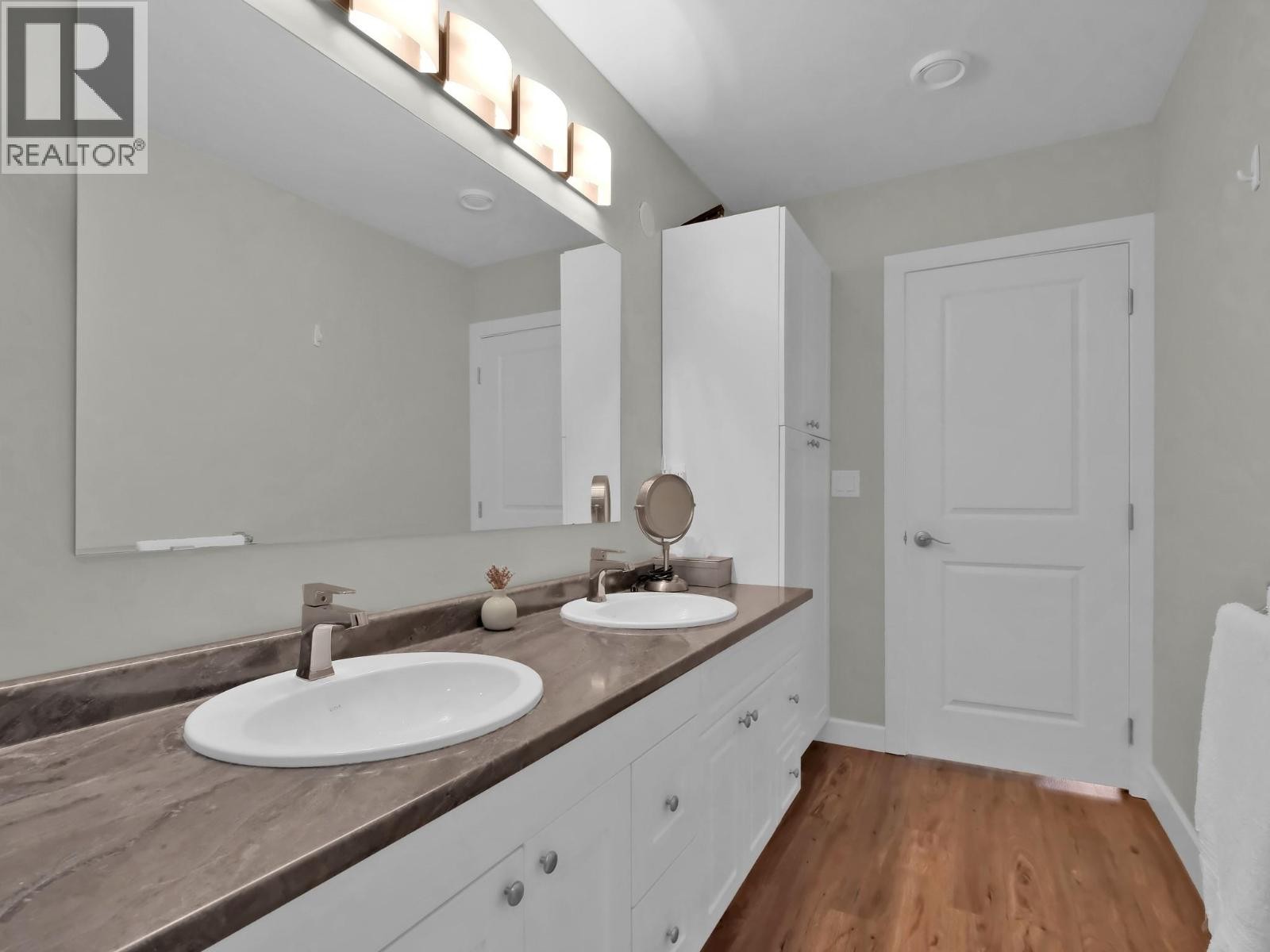 












18451 Crystal Waters Road Unit# 16

,
Lake Country,




British Columbia
V4V2G2

