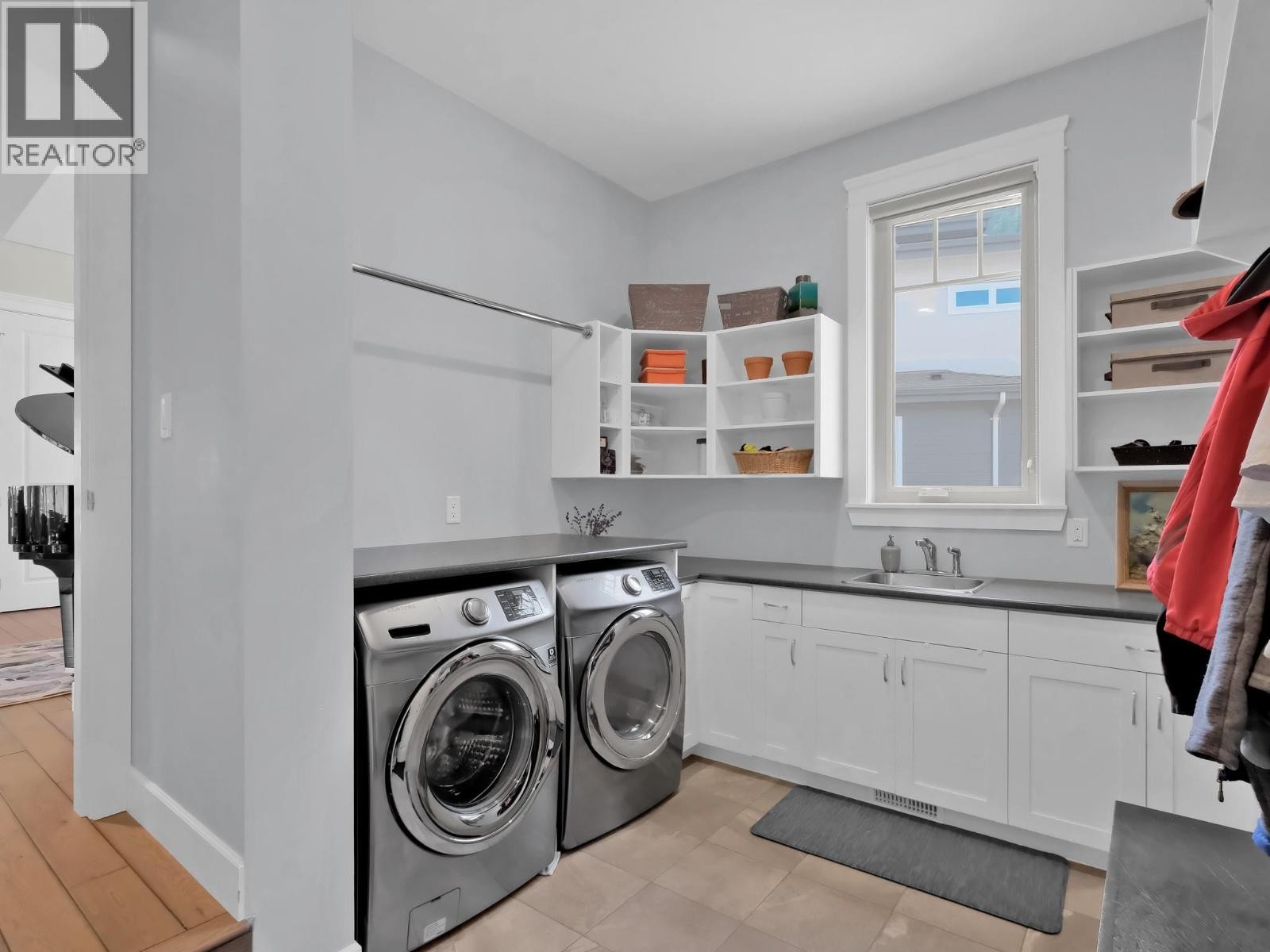 












18451 Crystal Waters Road Unit# 16

,
Lake Country,




British Columbia
V4V2G2

