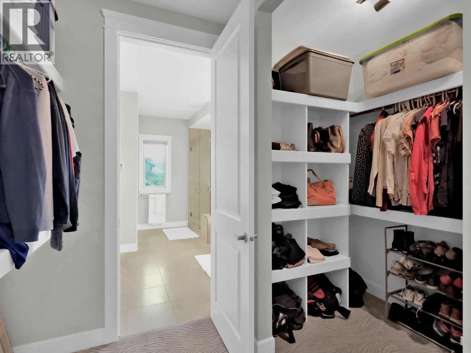 












18451 Crystal Waters Road Unit# 16

,
Lake Country,




British Columbia
V4V2G2

