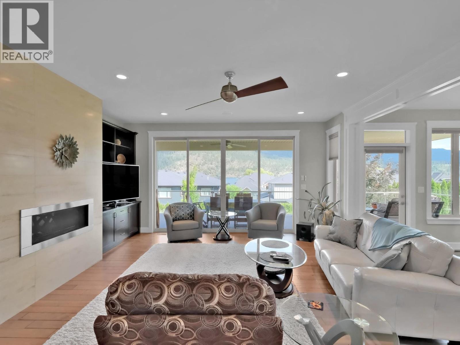 












18451 Crystal Waters Road Unit# 16

,
Lake Country,




British Columbia
V4V2G2

