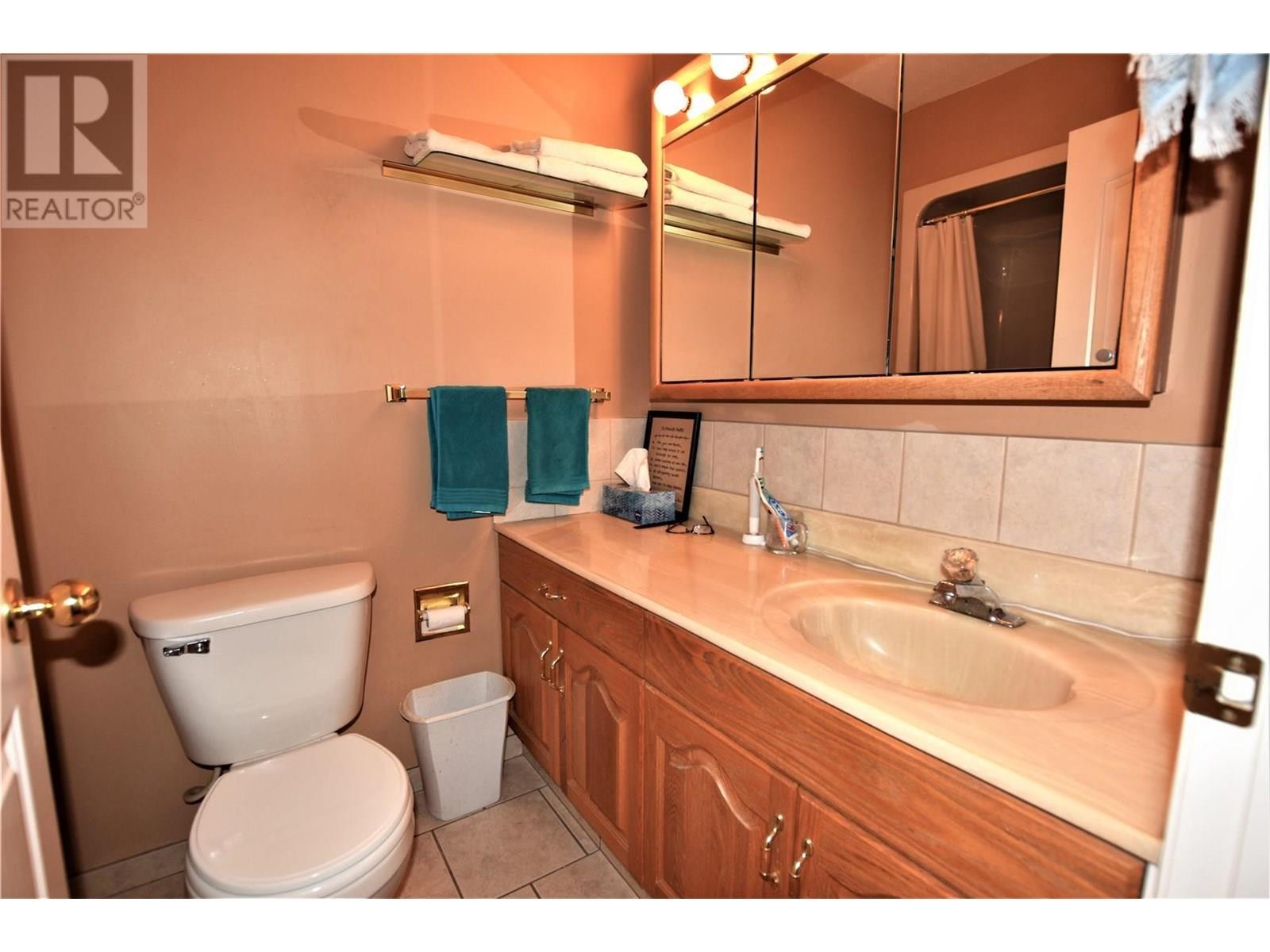












536 Loon Avenue

,
Vernon,




British Columbia
V1H2A1

