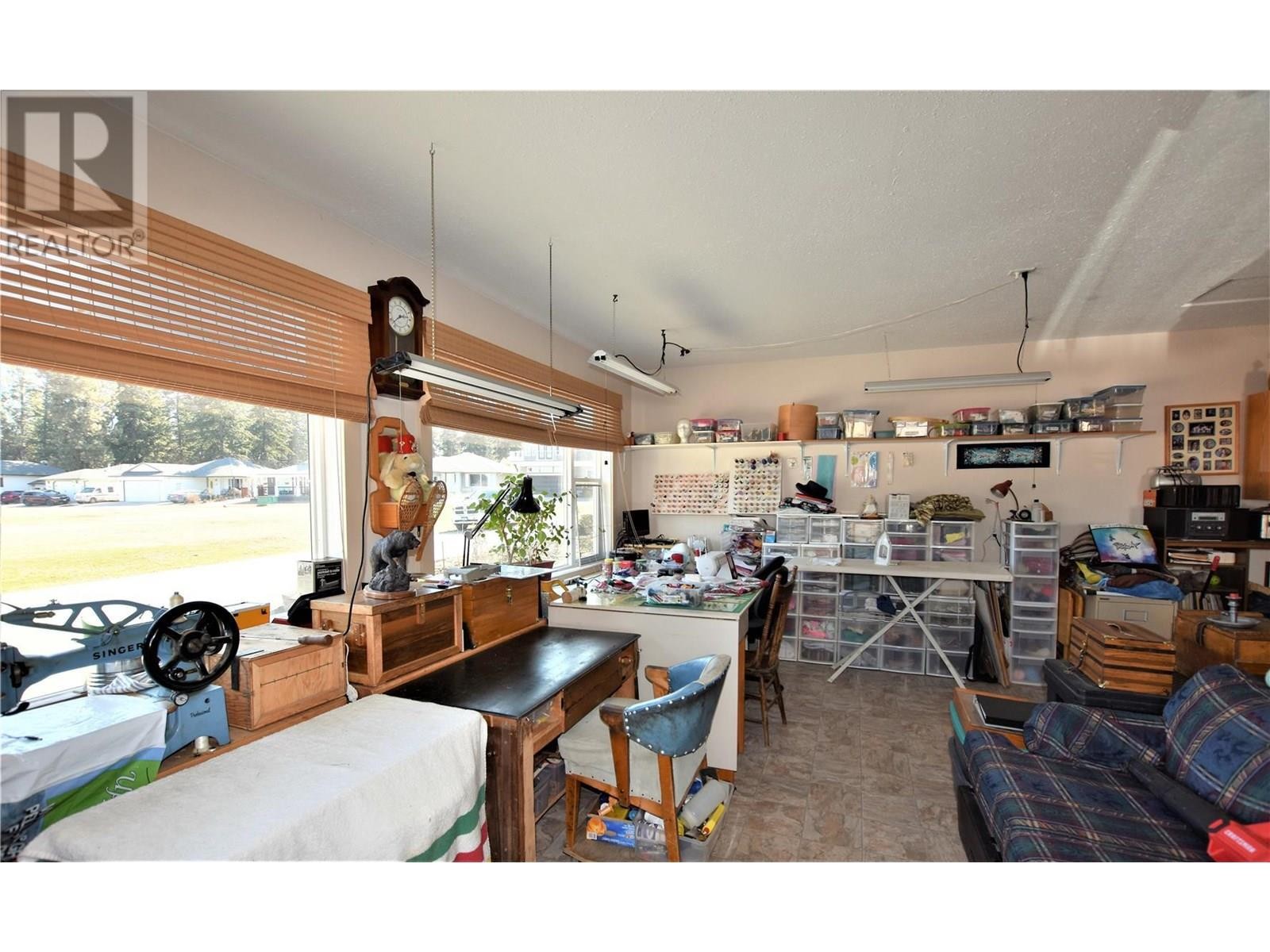 












536 Loon Avenue

,
Vernon,




British Columbia
V1H2A1

