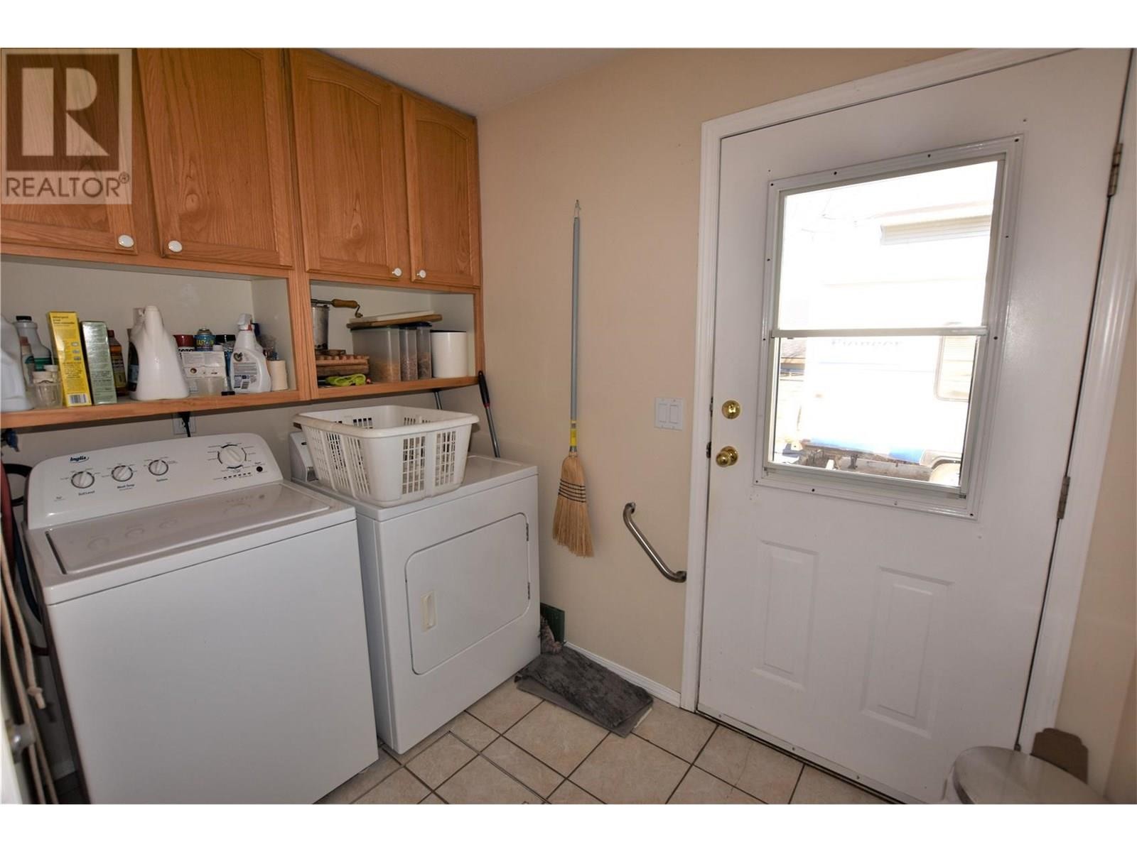 












536 Loon Avenue

,
Vernon,




British Columbia
V1H2A1

