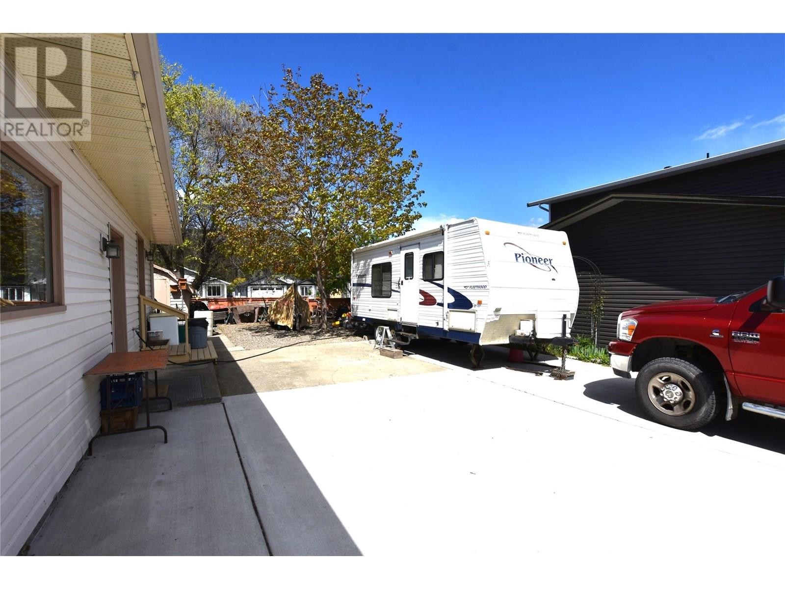 












536 Loon Avenue

,
Vernon,




British Columbia
V1H2A1

