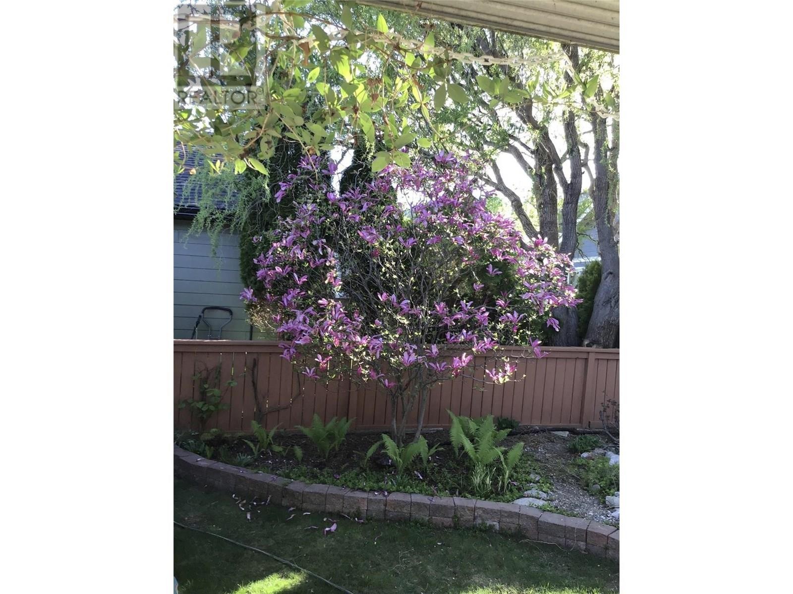 












536 Loon Avenue

,
Vernon,




British Columbia
V1H2A1

