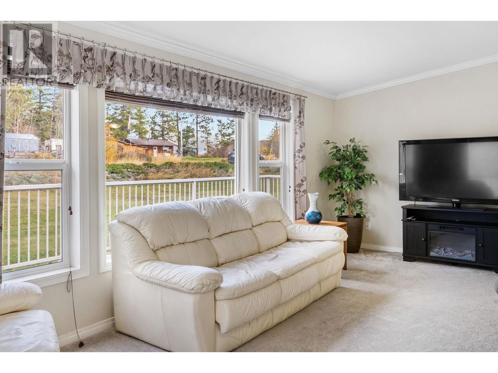 












3330 McKellar Road

,
West Kelowna,




British Columbia
V4T1W1


