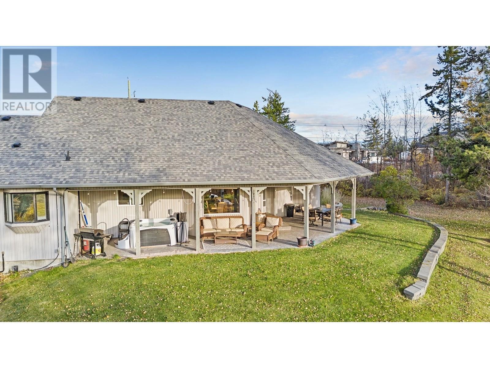 












3330 McKellar Road

,
West Kelowna,




British Columbia
V4T1W1

