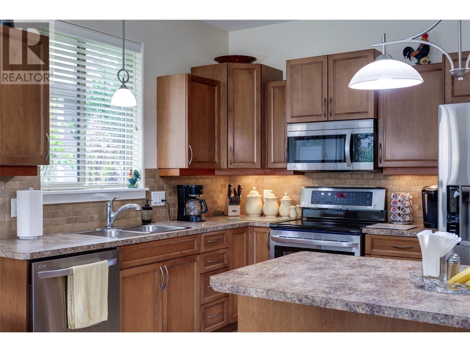 












4035 Gellatly Road S Unit# 254

,
West Kelowna,




British Columbia
V4T1R7

