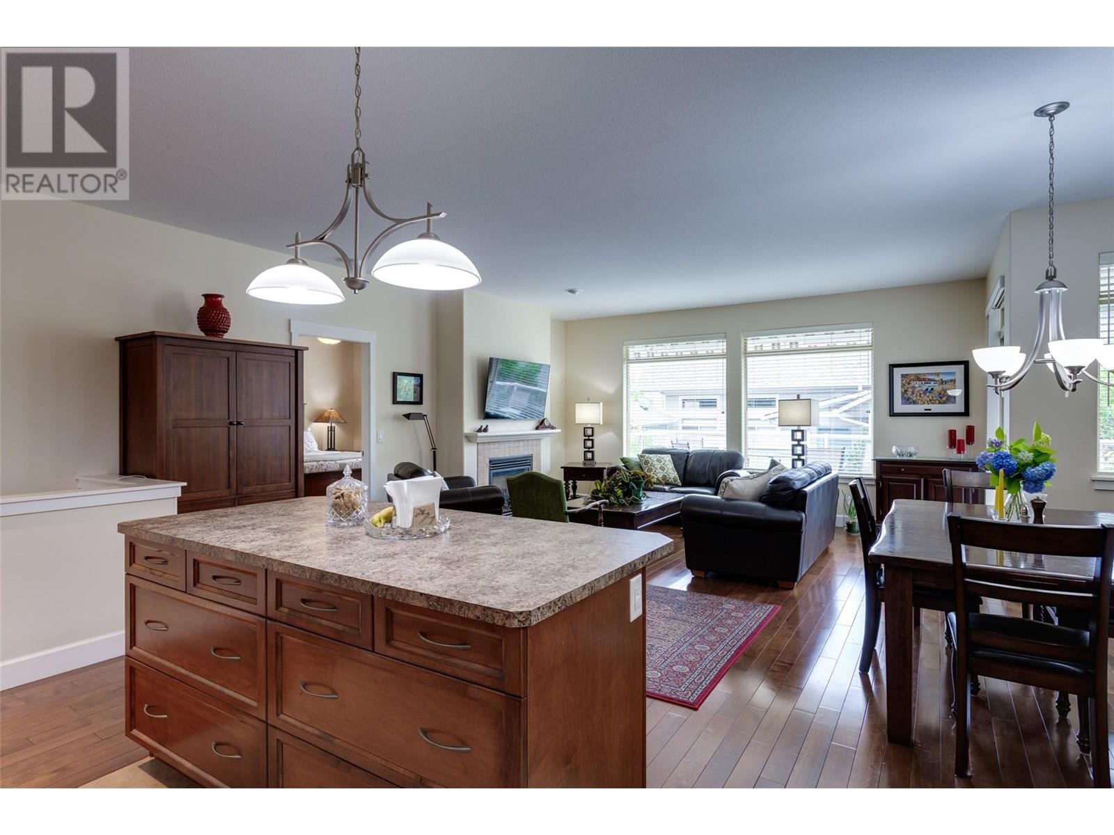 












4035 Gellatly Road S Unit# 254

,
West Kelowna,




British Columbia
V4T1R7

