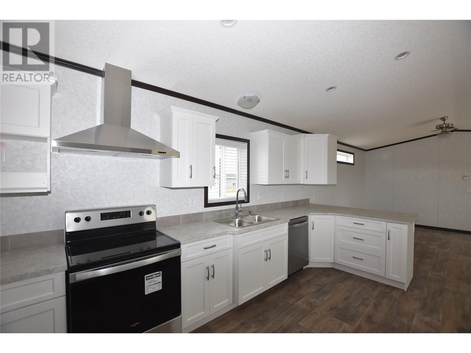 












61 Antoine Road Unit# 24

,
Vernon,




British Columbia
V1H2A3

