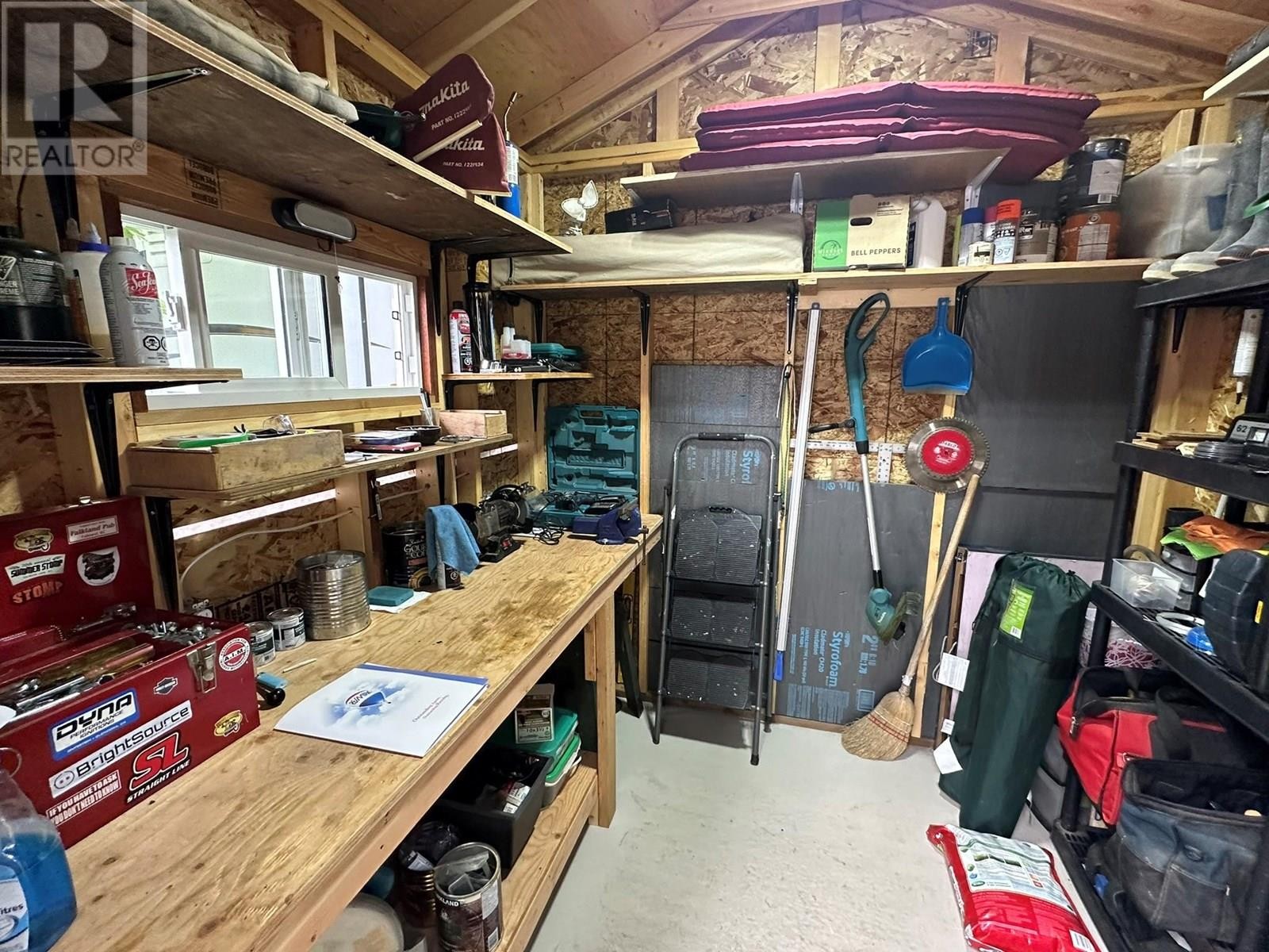 












2202 Enderby Mabel Lake Road Unit# 127

,
Enderby,







British Columbia
V0E1V5

