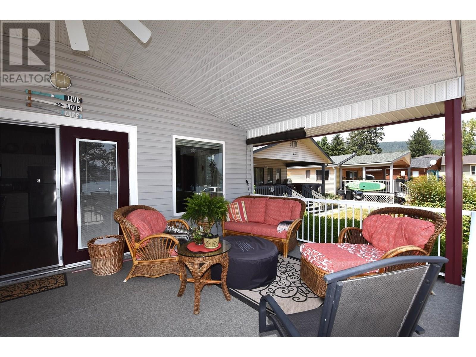 












39 Lakeshore Drive

,
Vernon,




British Columbia
V1H2A1


