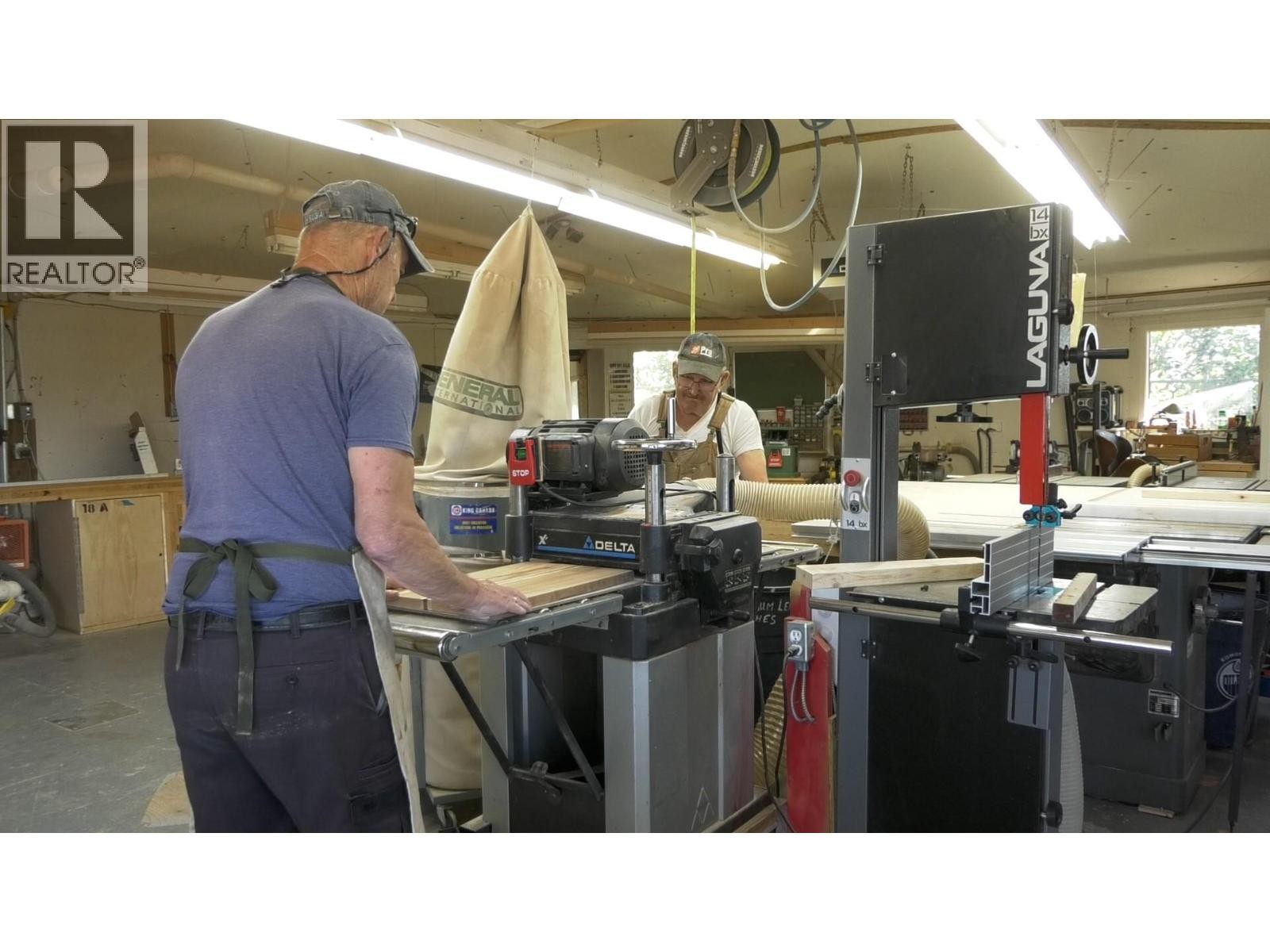 












415 Commonwealth Road Unit# 114

,
Kelowna,







British Columbia
V4V1P4

