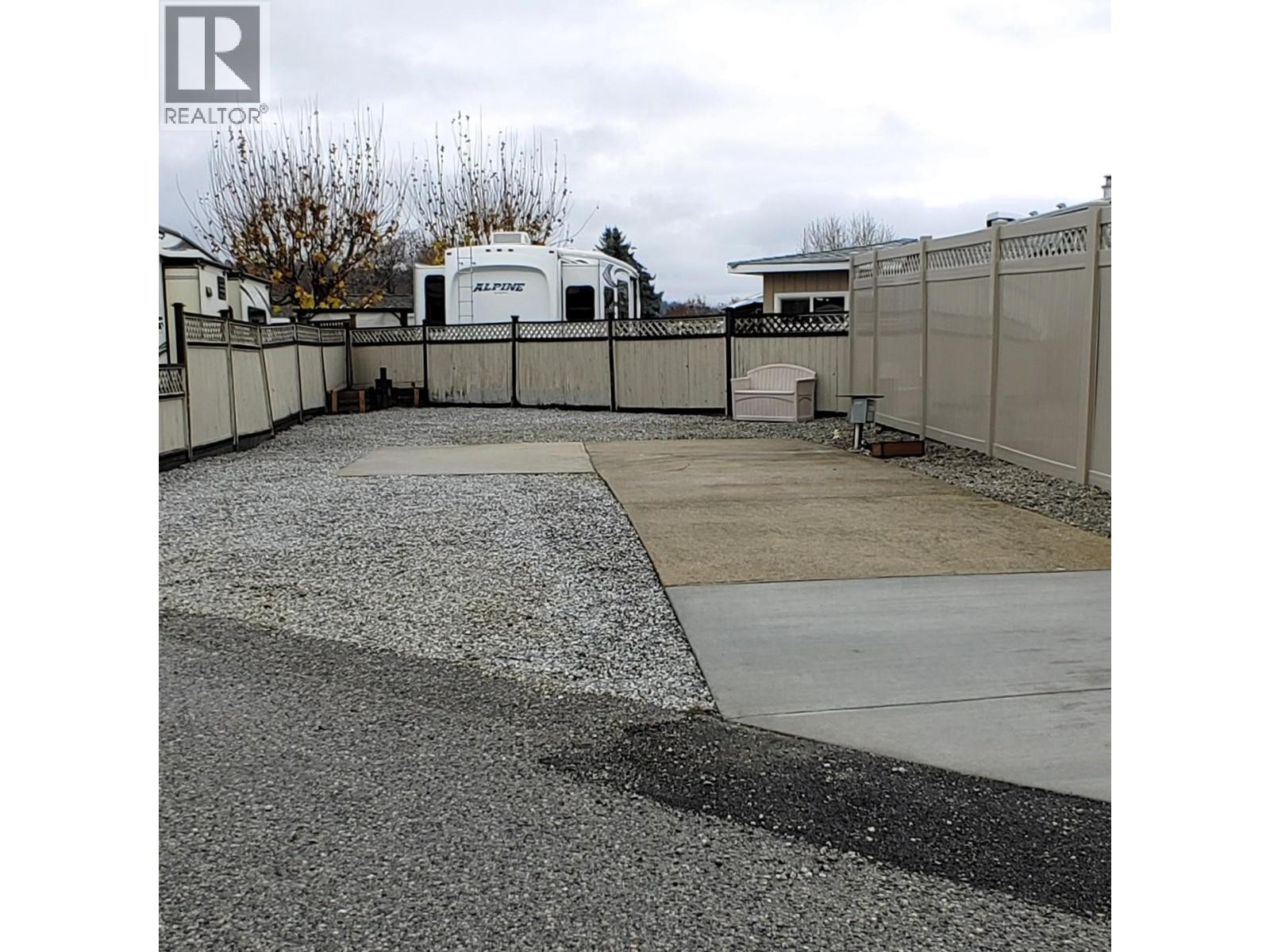 












415 Commonwealth Road Unit# 114

,
Kelowna,







British Columbia
V4V1P4

