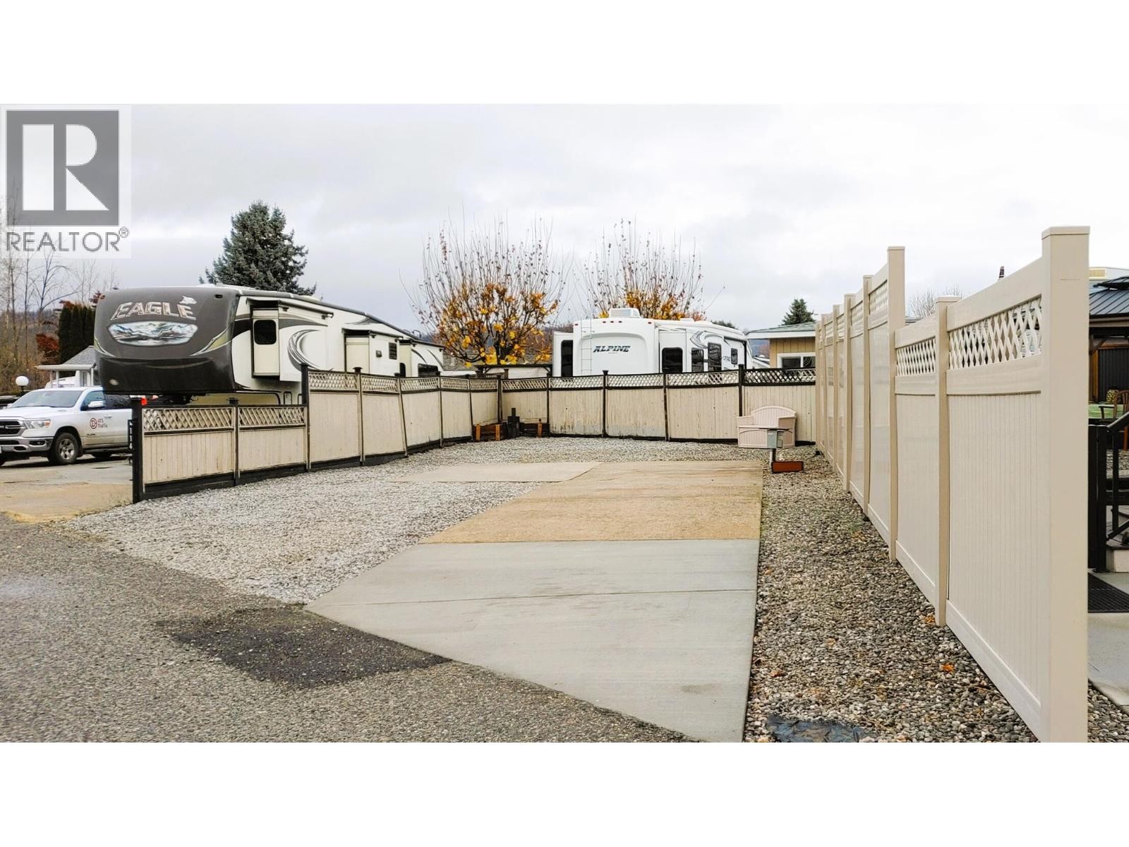 












415 Commonwealth Road Unit# 114

,
Kelowna,







British Columbia
V4V1P4

