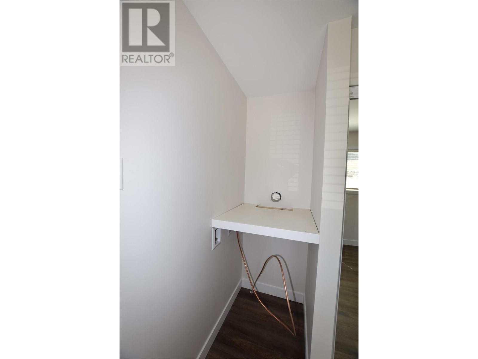 












57 Antoine Road Unit# 9

,
Vernon,







British Columbia
V1H2A3

