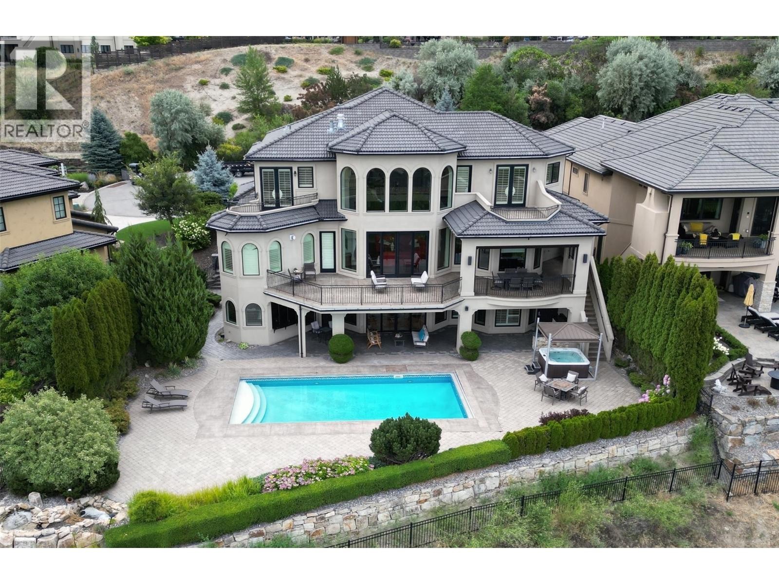 












4860 Tuscany Lane

,
Kelowna,




British Columbia
V1W5H3


