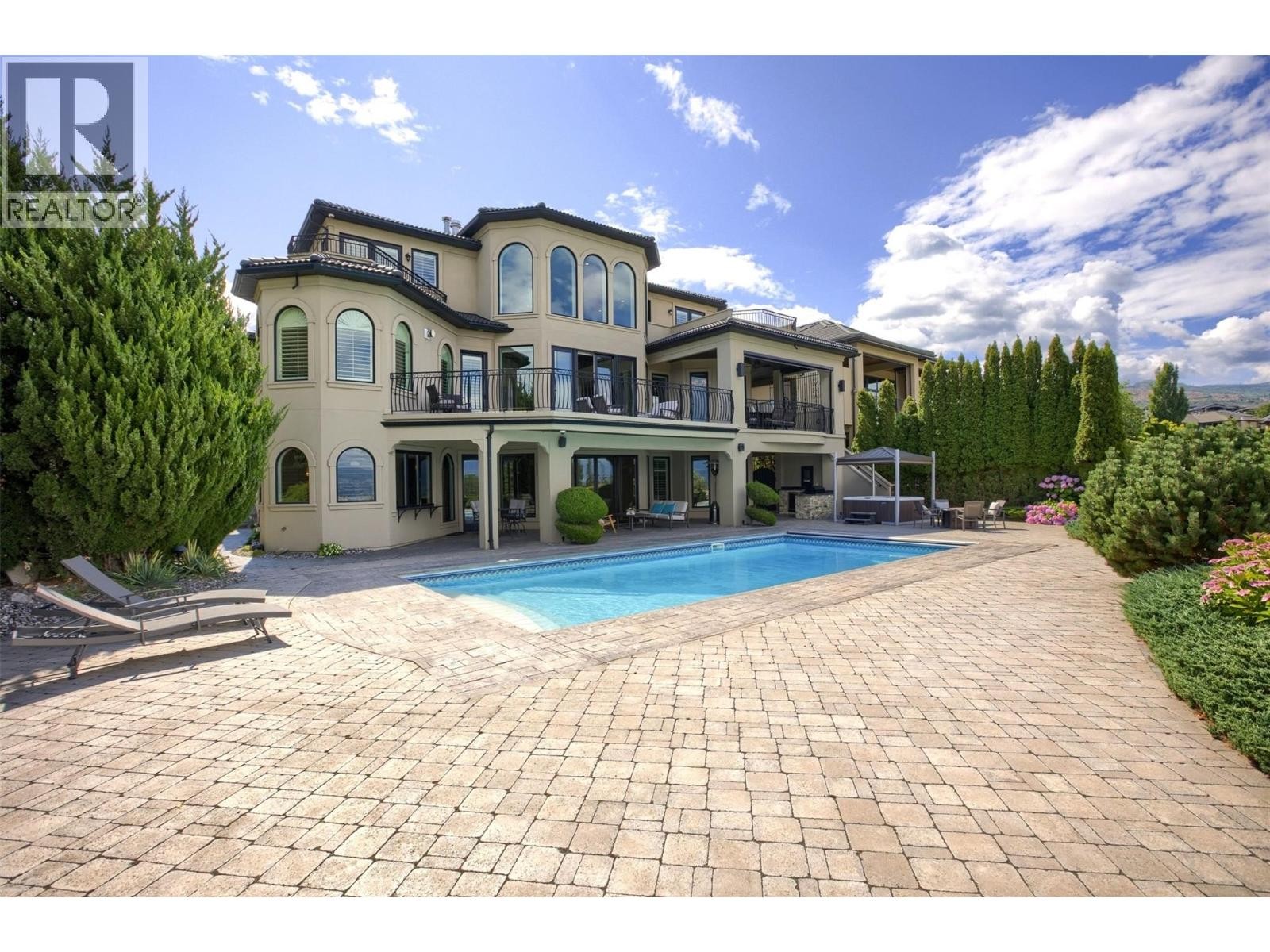 












4860 Tuscany Lane

,
Kelowna,




British Columbia
V1W5H3

