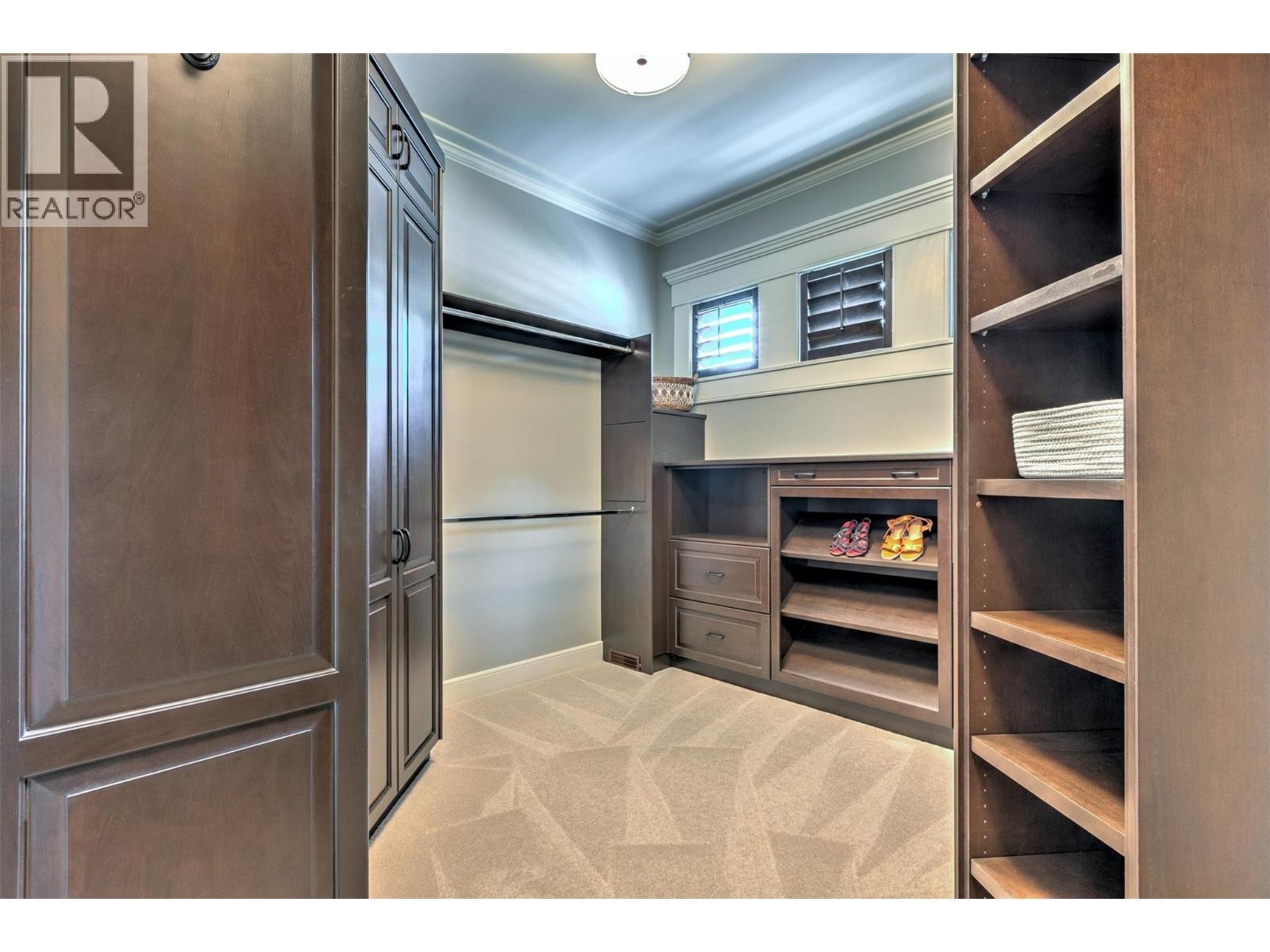 












4860 Tuscany Lane

,
Kelowna,




British Columbia
V1W5H3

