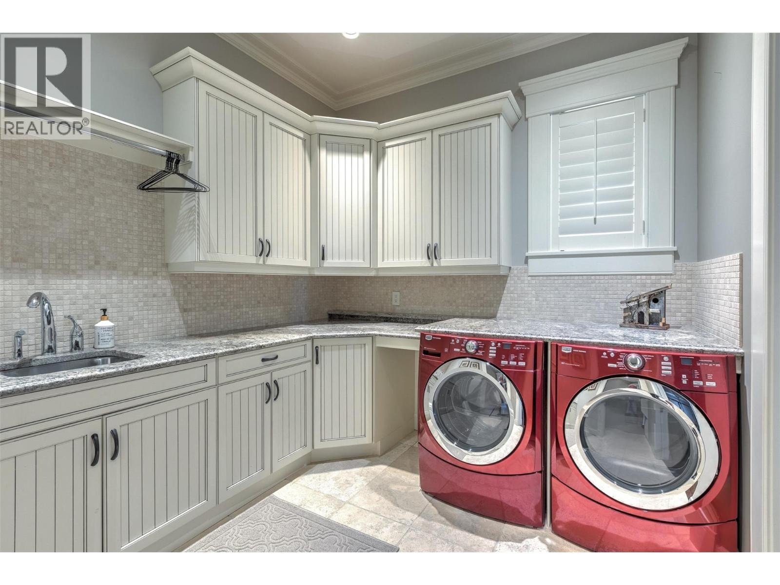 












4860 Tuscany Lane

,
Kelowna,




British Columbia
V1W5H3

