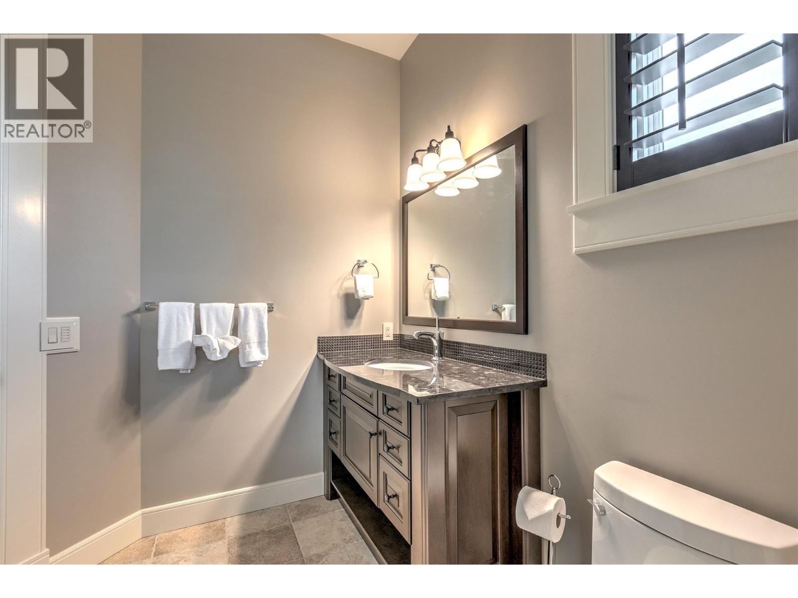 












4860 Tuscany Lane

,
Kelowna,




British Columbia
V1W5H3

