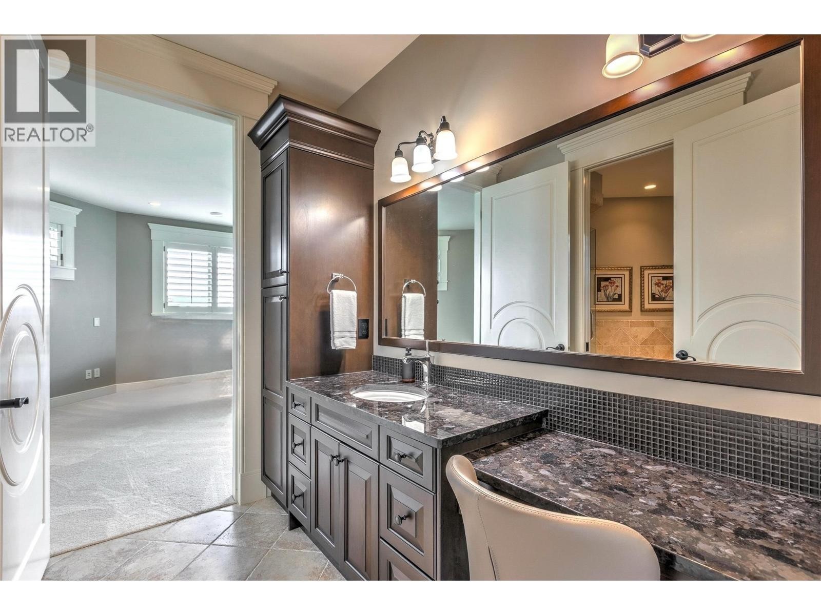 












4860 Tuscany Lane

,
Kelowna,




British Columbia
V1W5H3

