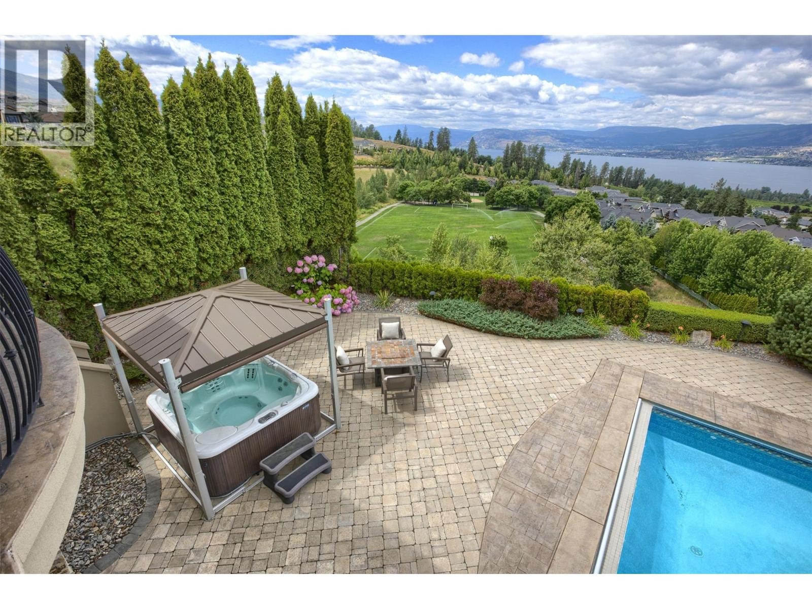 












4860 Tuscany Lane

,
Kelowna,




British Columbia
V1W5H3

