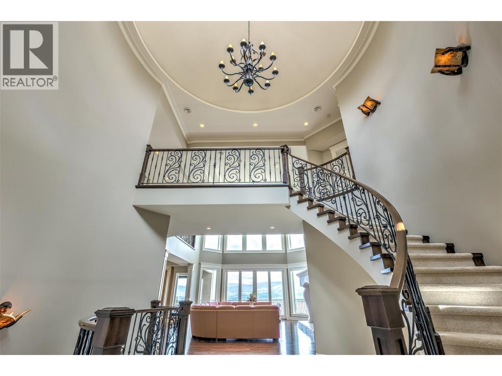 












4860 Tuscany Lane

,
Kelowna,




British Columbia
V1W5H3

