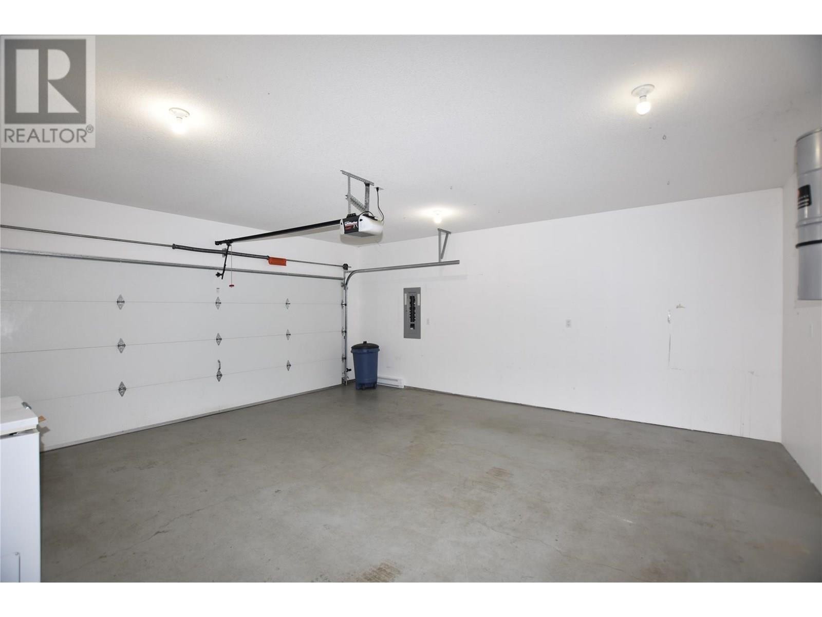 












312 Grouse Avenue

,
Vernon,




British Columbia
V1H2A1

