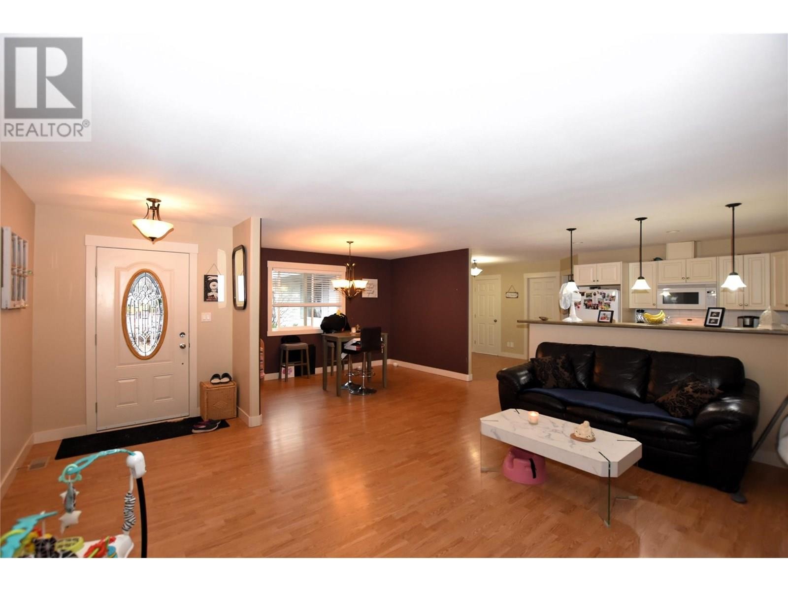 












458 Ibis Avenue

,
Vernon,




British Columbia
V1H2A1

