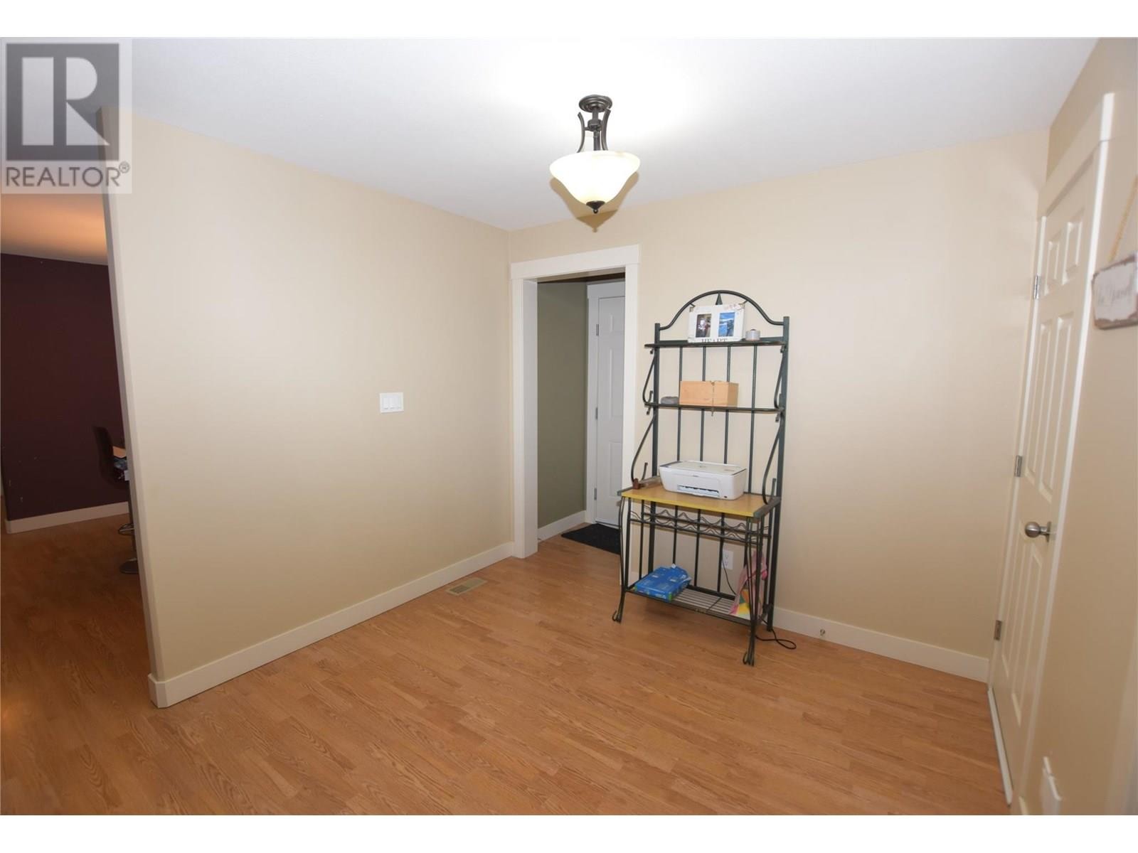 












458 Ibis Avenue

,
Vernon,




British Columbia
V1H2A1

