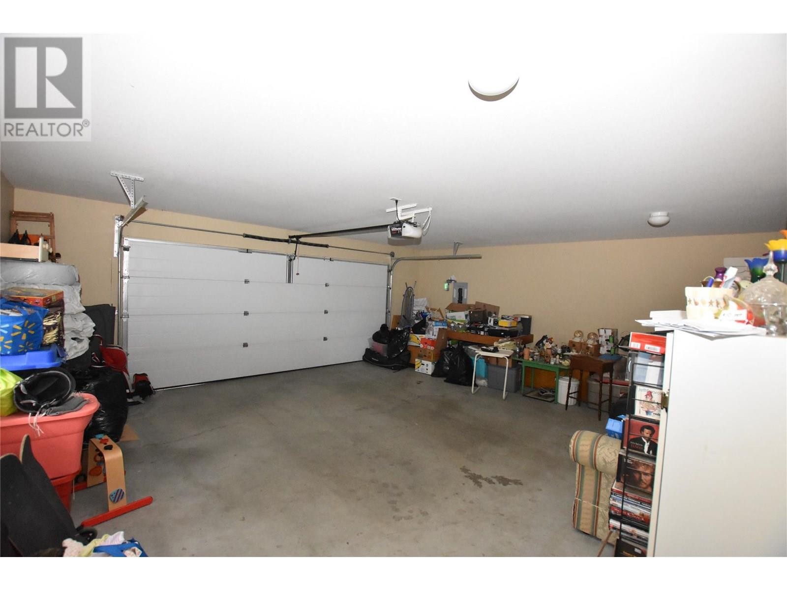 












458 Ibis Avenue

,
Vernon,




British Columbia
V1H2A1

