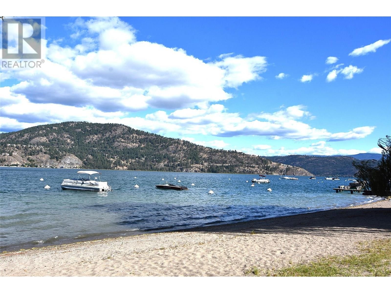 












458 Ibis Avenue

,
Vernon,




British Columbia
V1H2A1

