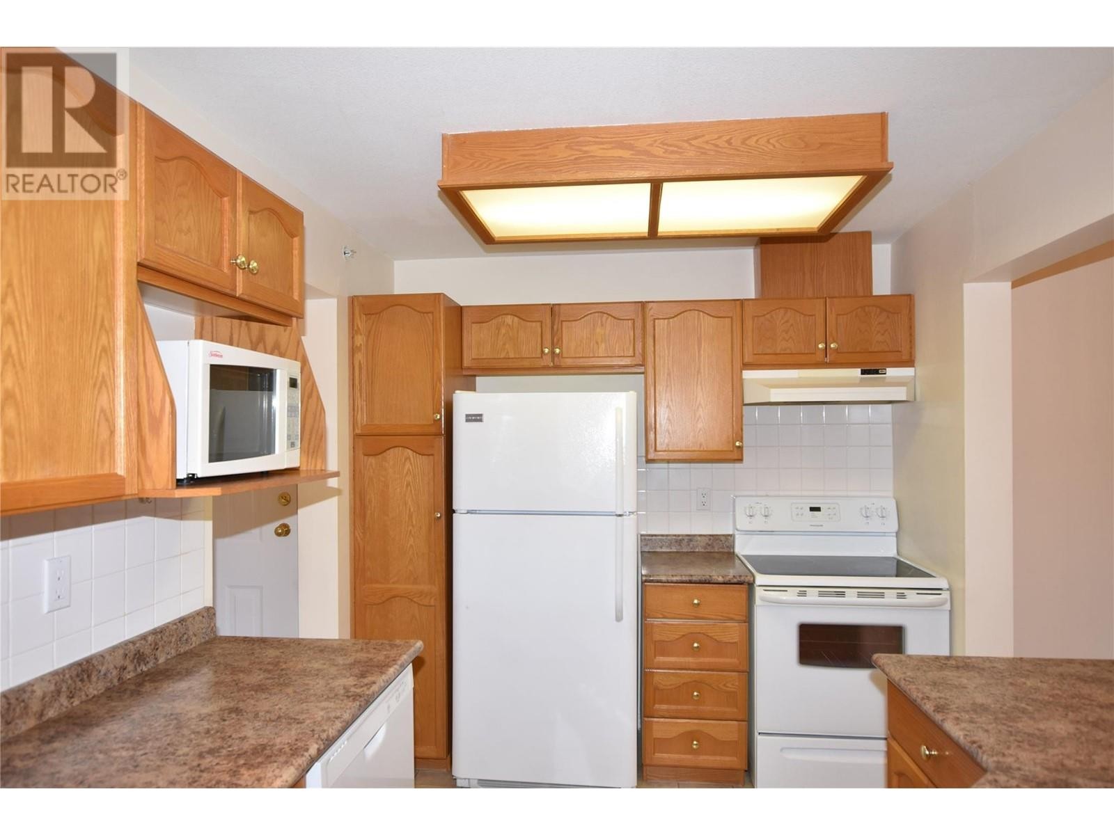 












3806 35 Avenue Unit# 407

,
Vernon,




British Columbia
V1T9N6

